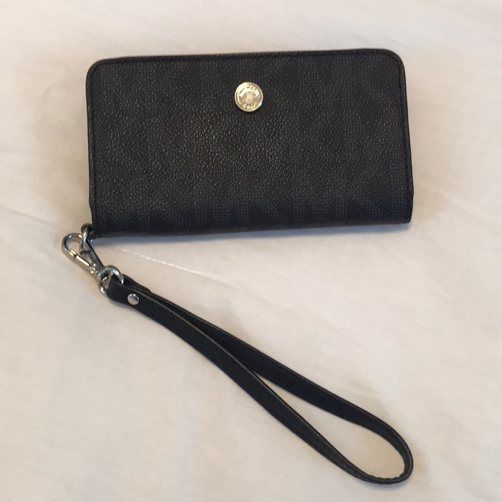 Michael Kors wristlet